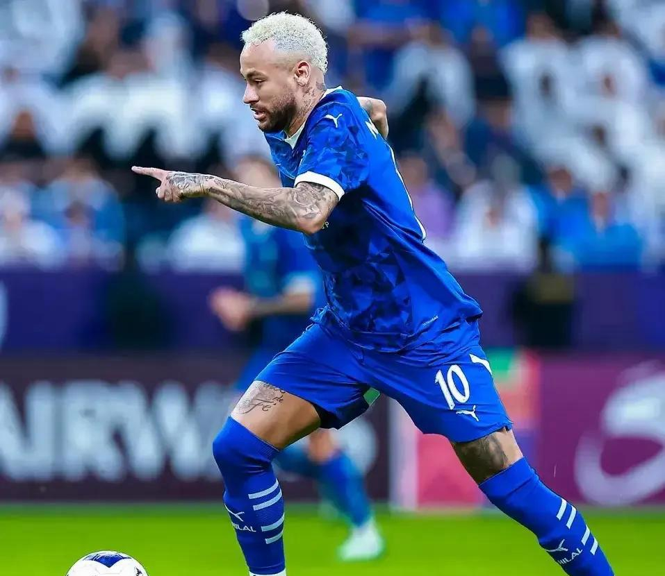 开云体育iOS版下载-包含出色防守首场状态出色，美国队观众沸腾！，内马尔重返赛场再创辉煌时刻的词条