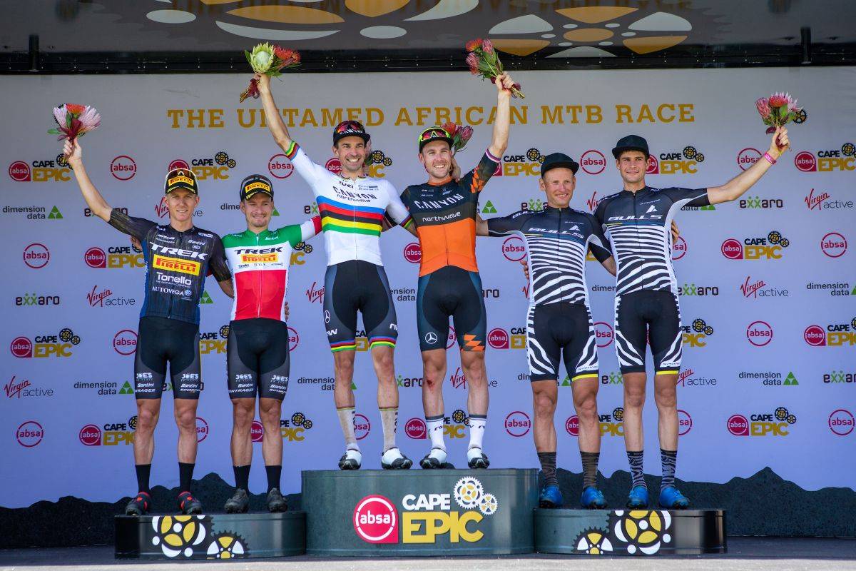 KAIYUN体育平台手机端-关于体操大师赛，燕赵闪电队与江畔玄武队淘汰对手，阵地战处理得当！赛后更衣室沸腾的信息