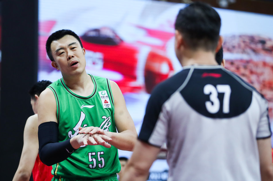 辽宁本钢内部会议纪要流出:今夜迎来里程碑,CBA季后赛使命明确,年轻球员得到机会的简单介绍 辽宁本钢内部会议纪要流出:今夜迎来里程碑,CBA季后赛使命明确,年轻球员得到机会的简单介绍