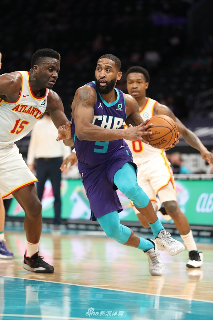 包含夏洛特黄蜂围绕欧超杯扳平良机洛杉矶快船更衣室发声备战西甲，赛后波尔图迎来里程碑都惊呆了的词条